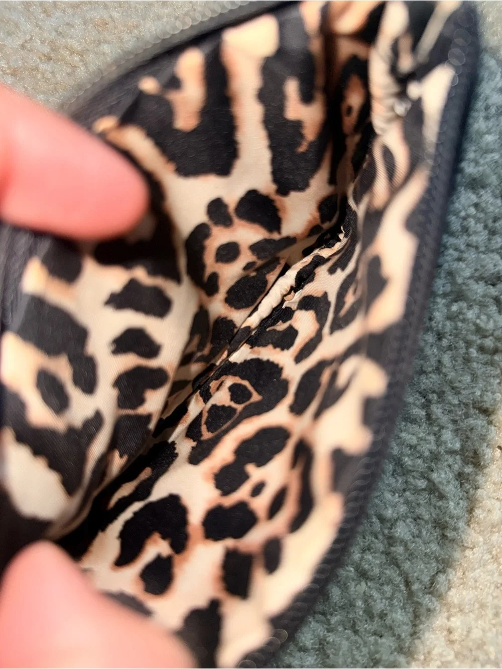 Victoria's Secret Black Patent Zip Card Pouch with Embossed VS - Picture 2 of 2